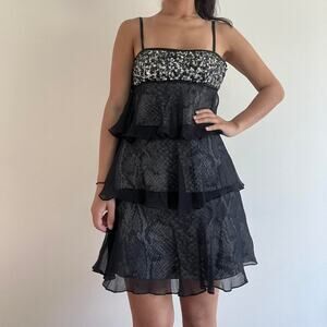 Gorgeous silk y2k dress tiered Size 2